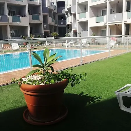 Blue Ocean Corralejo: Sunny Terrace, Pool, Wifi Apartment *